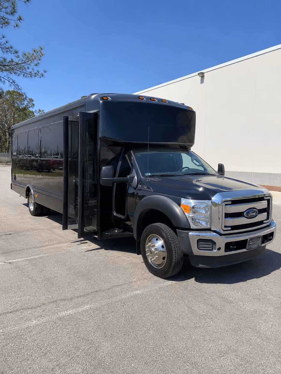 Portland Prom & Homecoming Transportation party bus exterior