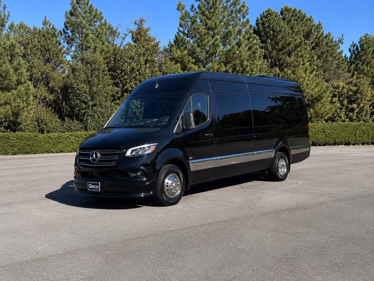 14 Passenger Sprinter Limo Exterior