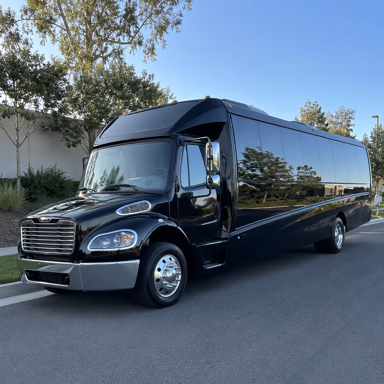 Tigard Wedding Transportation & Shuttle Service