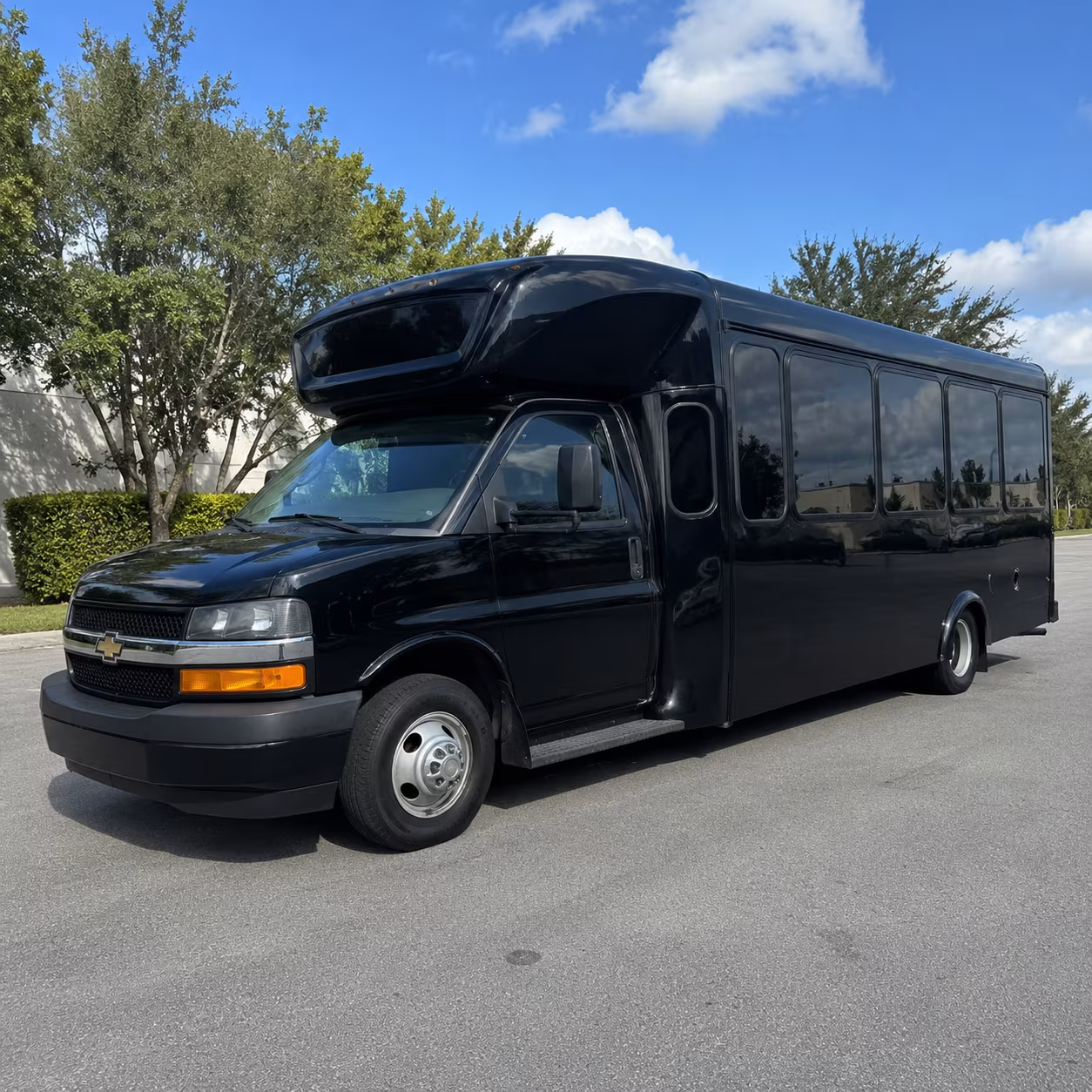 Vancouver Winery Tour & Pub Crawl Transportation